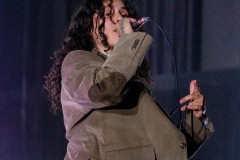 070-Shake-HOB-27
