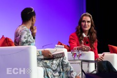 Brooke-Shields-Simmons-Leadership-Conference-5