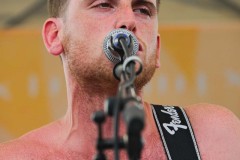 Stolen-Gin-Levitate-3