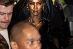 Pierre-Hotel-Met-Gala-Departures-51